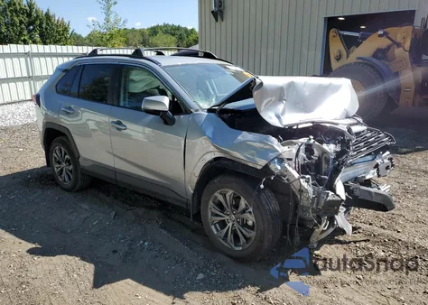 2025 Toyota Rav4 Xle Premium z USA, uszkodzony, nr VIN 2T3B6RFV4SW084711